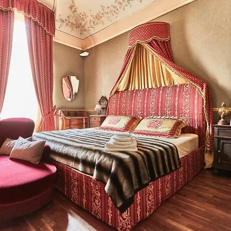 Principesco Quadrilatero Romano